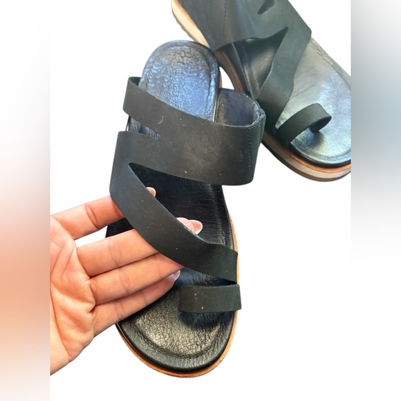 Merrell Juno black leather Wrap Sandals size 10 preloved excellent condition - Picture 3 of 9